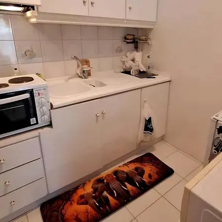 דירה Chronografos *