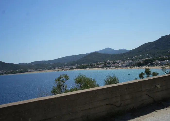 Apartment Chronografos Nea Iraklitsa